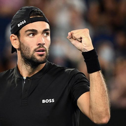 Tennis, splendido Berrettini: vola in semifinale agli Australian Open, ora c’è Nadal