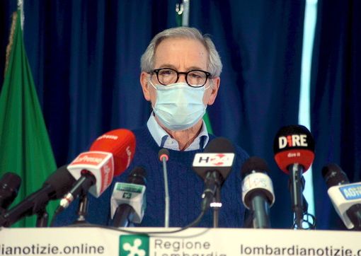 Bertolaso: &quot;Lombardia sta vaccinando bene, Aria non adatta a questo genere di prenotazioni&quot;