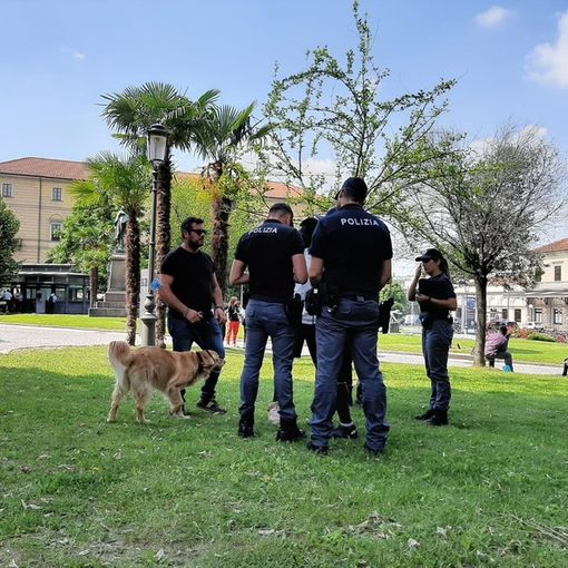 Novara: pizzicato dalla Polizia alla guida senza patente, oltre 5 mila euro di sanzione