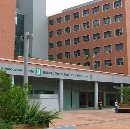 Su una paziente del Circolo di Varese individuata una rarissima variante del Coronavirus: c'è un solo altro caso al mondo