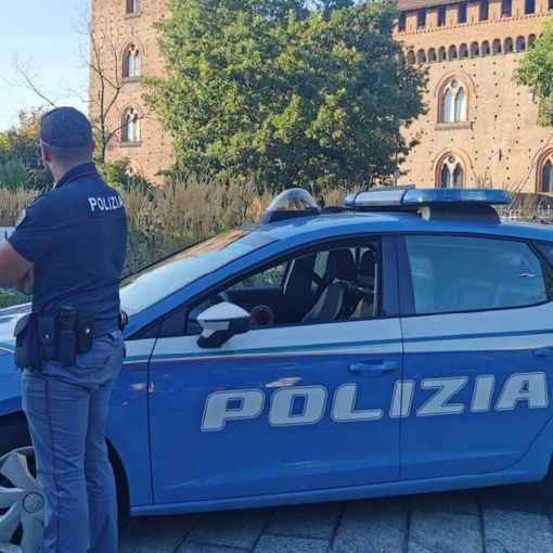 Pavia: minaccia agente di polizia con un coltello, arrestato un 27enne