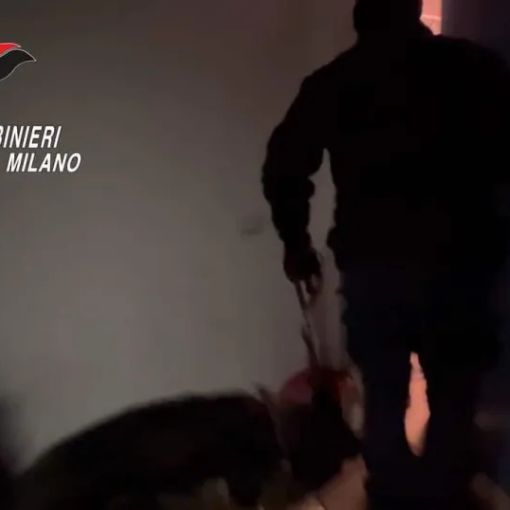 Droga a Rho spedita tramite pacchi postali dalla Spagna: cinque italiani arrestati per spaccio