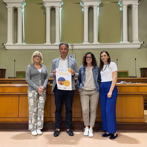 I negozi escono in strada per &quot;Vigevano in Festa&quot;: shopping, musica e buon cibo fino a mezzanotte