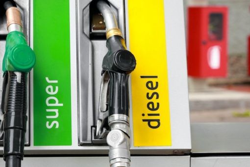Monza, la Gdf sequestra tre distributori di carburante