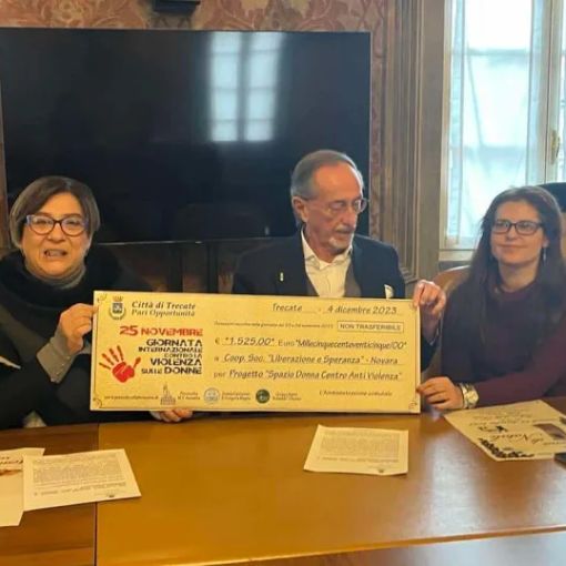 Trecate: raccolti oltre 1.500 euro per il Centro antiviolenza di Novara