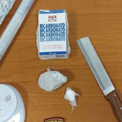 Pavia: spaccio di sostanze stupefacenti e falsa identità, 41enne arrestato dagli agenti della volante