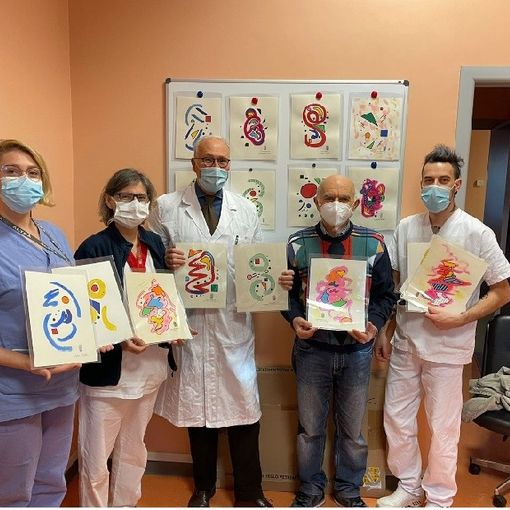 “Donare arte ai nuovi nati”, anche quest'anno l’iniziativa dell’artista vigevanese Luigi Dellatorre a favore del reparto di ostetricia e ginecologia del civile