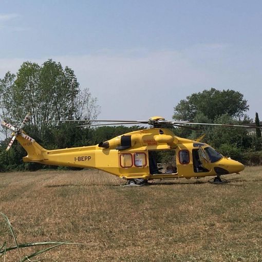 Corbetta: caduta durante la corsa in motocross, 65enne elitrasportato in codice giallo al San Carlo