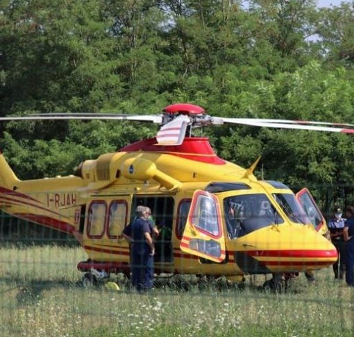 Cava Manara: fabbro 88enne elitrasportato al centro grandi ustionati di Genova