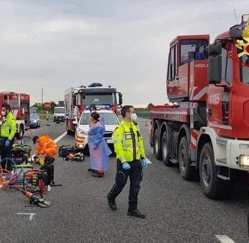 Auto contro Tir: un morto sull’A4 a Novara