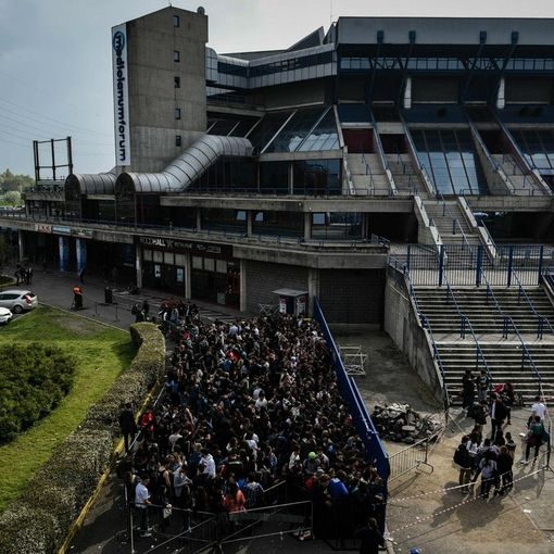 Reazione chimica nei locali piscina, evacuato il Forum di Assago