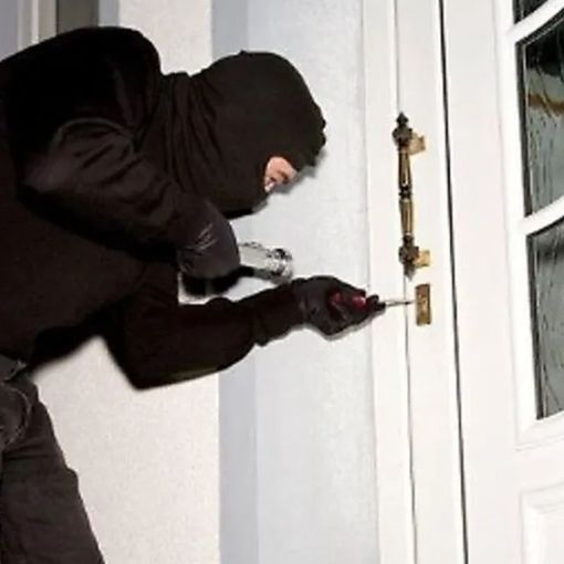 Furti nelle case tra Lombardia e Piemonte: dieci misure cautelari
