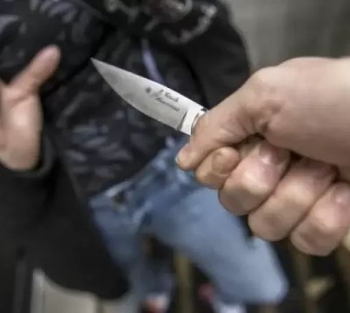 Novara: tre ragazzi aggrediti, denunciati quattro coetanei