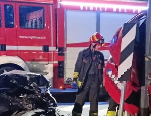 Ancora sangue sulle strade di Milano: muore 20 enne, 4 feriti uno in condizioni disperate