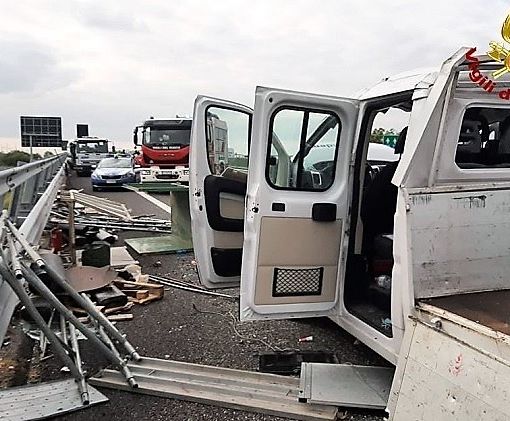 Sono due rumeni i morti nell’incidente di ieri a Vicolungo