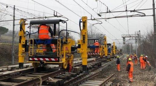 Varese/Milano, l’ndrangheta nei lavori ferroviari: maxi blitz della Gdf, 15 arresti e 6 milioni di sequestri