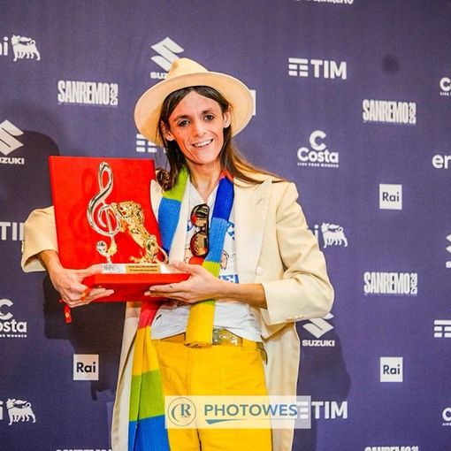 Festival di Sanremo, Lucio Corsi incanta ancora: “Bisogna rimanere ancorati alla terra, come gli alberi in Maremma&quot;