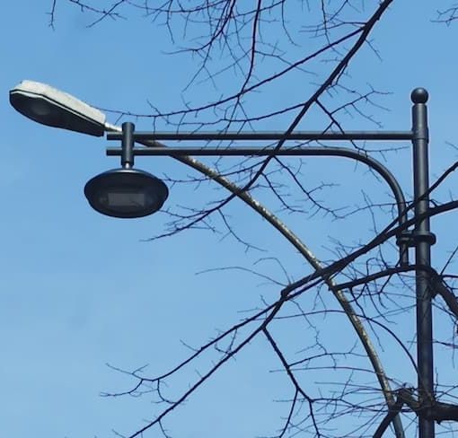 Milano, da oggi 1 ora in meno di illuminazione lungo le strade