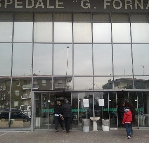 Magenta: giornata record per l’ospedale Fornaroli, dieci nuovi nati nelle 24 ore, fra cui due gemellini