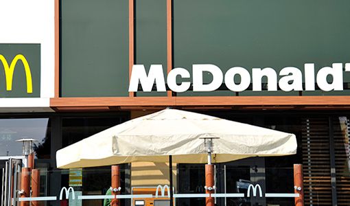 McDonald’s assume 160 persone a Milano: via alle selezioni online