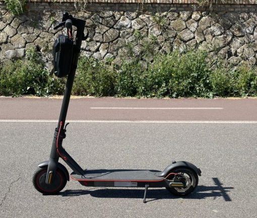 Incidente con il monopattino ad Abbiategrasso: ragazza finisce in ospedale