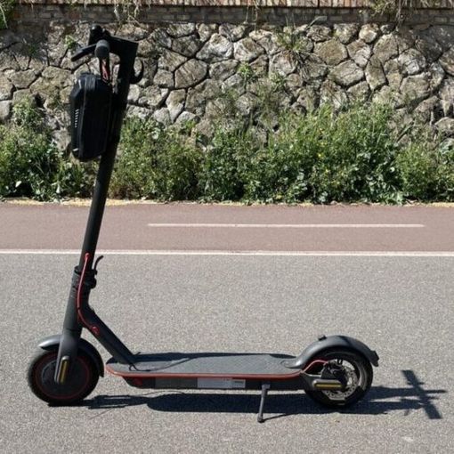 Milano, prime 15 multe ai monopattini fuori regola