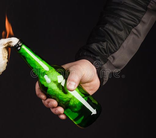 Trezzano, molotov contro villa confiscata alla mafia