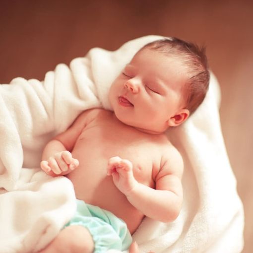 Covid, nata la prima bambina con anticorpi nel cordone ombelicale