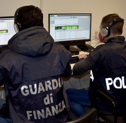 Condannato per usura ed estorsione: catturato all'estero dopo la fuga da Vercelli