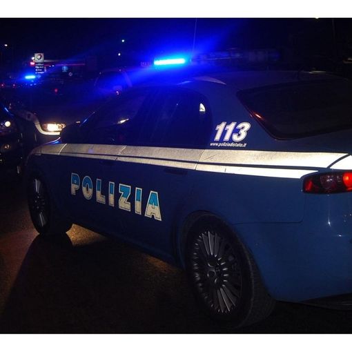 Novara, inseguimento ad alta velocità nella notte: due arresti dopo lo schianto