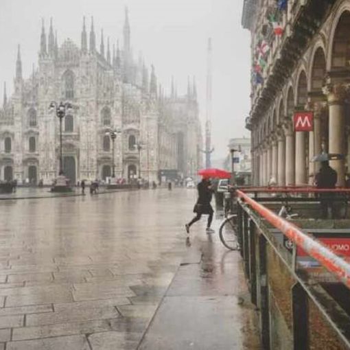 Milano, 40 mm di pioggia in 1 ora: disagi e chiusura di strade