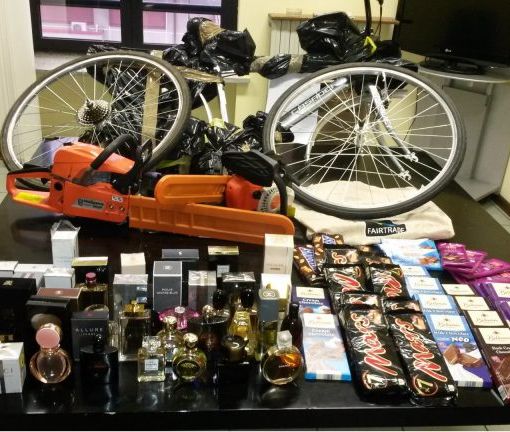 Droga e profumi per 600mila euro: indagato 52enne a Milano