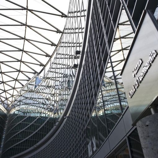 Covid, la Regione rimborsa il bollo agli agenti di commercio
