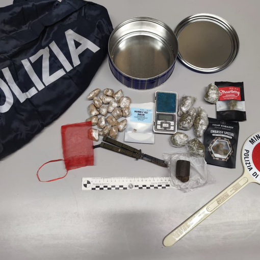Arresto per detenzione ai fini di spaccio di sostanze stupefacenti a Novara grazie a una segnalazione sull'applicazione &quot;YOUPOL&quot;