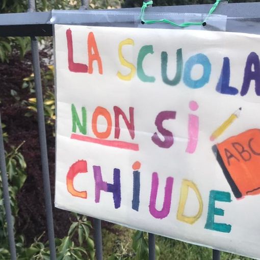 La Lombardia resterà in zona rossa. Ma dopo Pasqua scuole aperte fino alla prima media