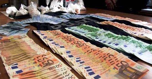 Abbiategrasso: un chilo di cocaina e tremila euro, i Carabinieri arrestano incensurato
