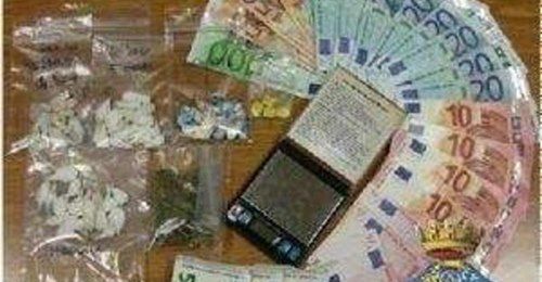 Droga party e spaccio: 30enne arrestato a Milano