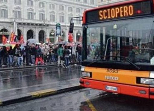 Venerdì 17 sciopero dei mezzi pubblici: a Milano dalle 8.45 alle 15 e dopo le 18