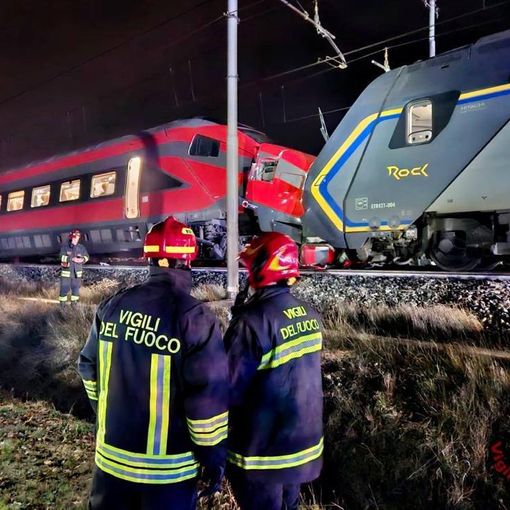 Scontro tra un Frecciarossa e un regionale, soccorsi in azione tra Faenza e Forlì, 17 feriti lievi