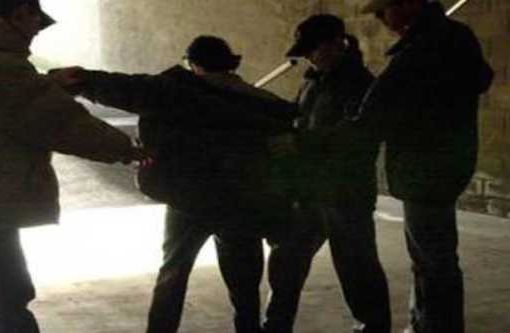 Pavia: rapinano giovani coetanei minacciandoli con un coltello, denunciati 4 minorenni