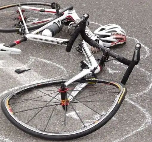 Ciclista 67enne travolto e ucciso a Pessano con Bornago