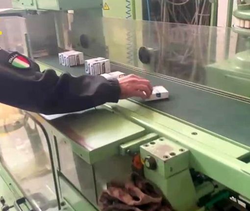 Bernate Ticino, &quot;capitale&quot; del contrabbando di sigarette: sette arresti della Guardia di Finanza
