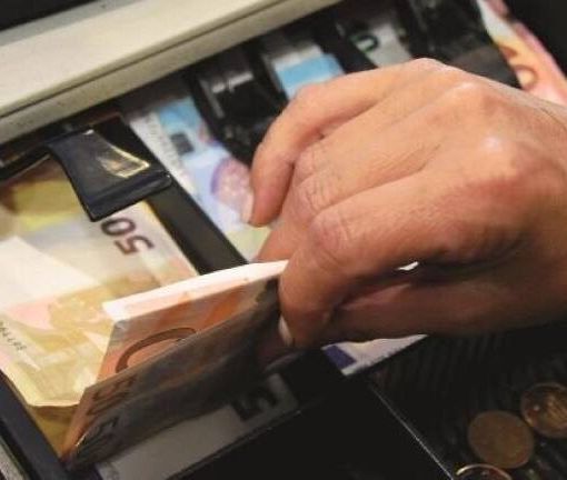 Boffalora sopra Ticino: allarme furti tra i piccoli negozianti, identificata una donna