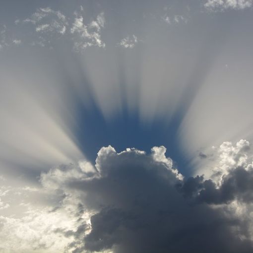 In giornata torna la pioggia ma nel fine settimana spunta a sorpresa il bel tempo