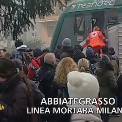 Capitan Ventosa e ‘Striscia’ alla stazione di Abbiategrasso: ecco il video