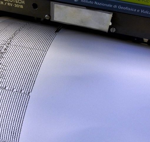 Terremoto: gente per le strade a Vimercate, scuola evacuata a Treviglio