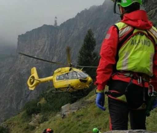 Maltempo, morta 16enne in Valcamonica: travolta da albero