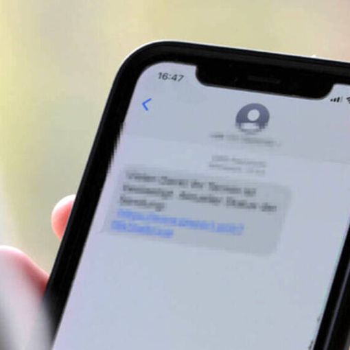 Novara, messaggio Sms e meno 40mila euro sul conto bancario: soldi recuperati, denunciato il truffatore