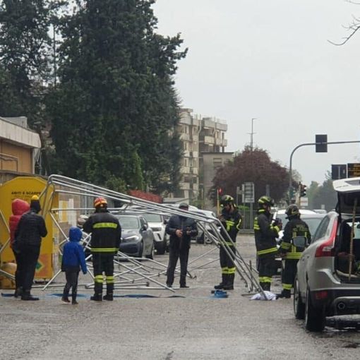 Magenta: maltempo e danni, tra alberi caduti e raffiche di vento sono numerosi gli interventi di Polizia locale e Vigili del Fuoco
