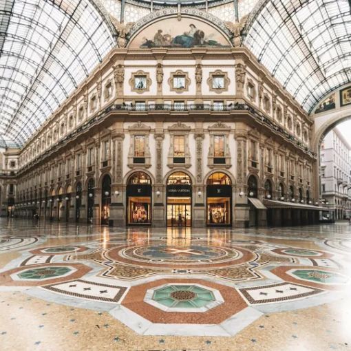 Galleria Milano: 10 brand si contendono le vetrine di Swarovski